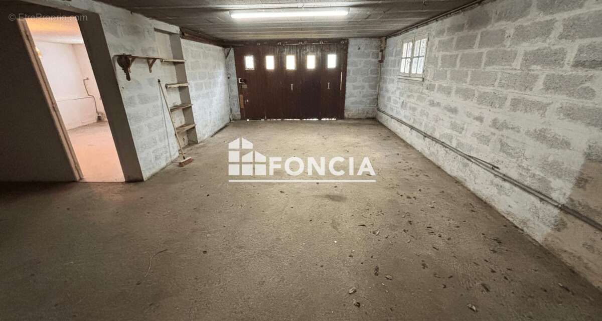 Maison à SAINT-SAVINIEN