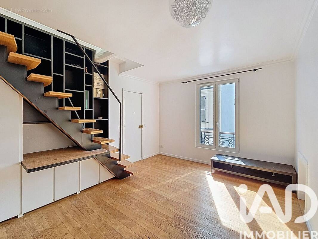 Photo 1 - Appartement à PARIS-18E