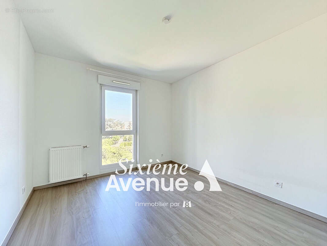 Appartement Decines Charpieu 3 pièce(s) 62 m2 - photo 8