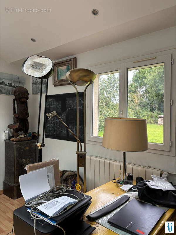 Ensemble immobilier de 2 maisons sur 4000 m² ! - photo 3