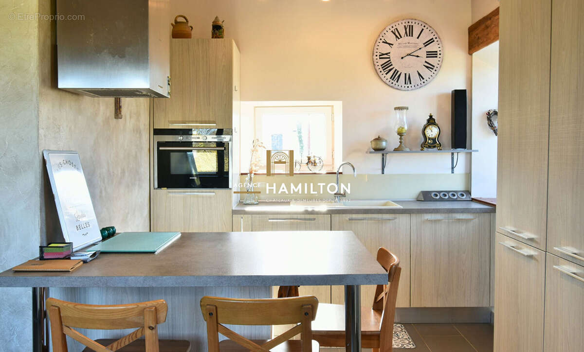 Maison de bourg en pierre avec piscine - habitable de suite - photo 13