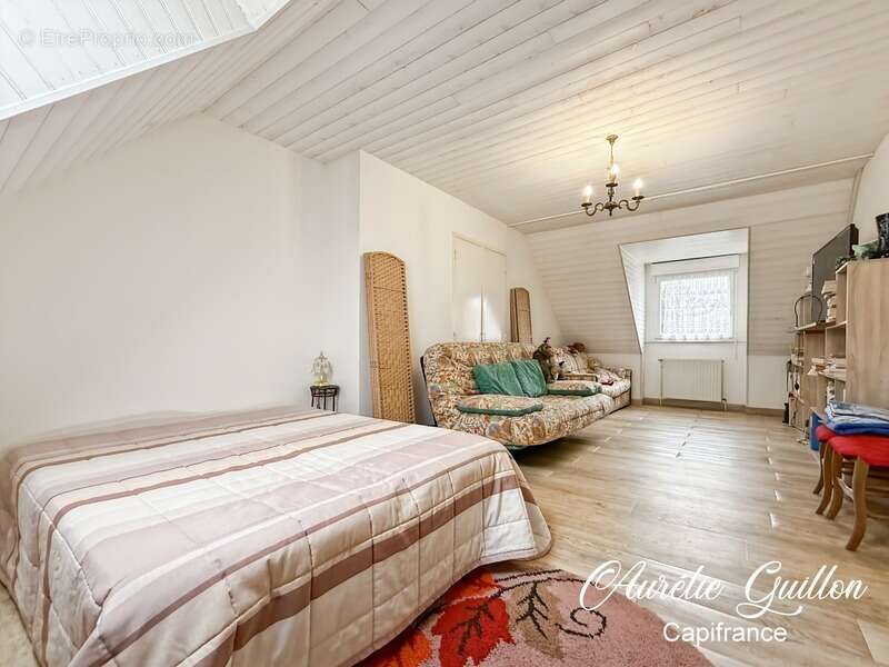 Maison à LE ROC-SAINT-ANDRE