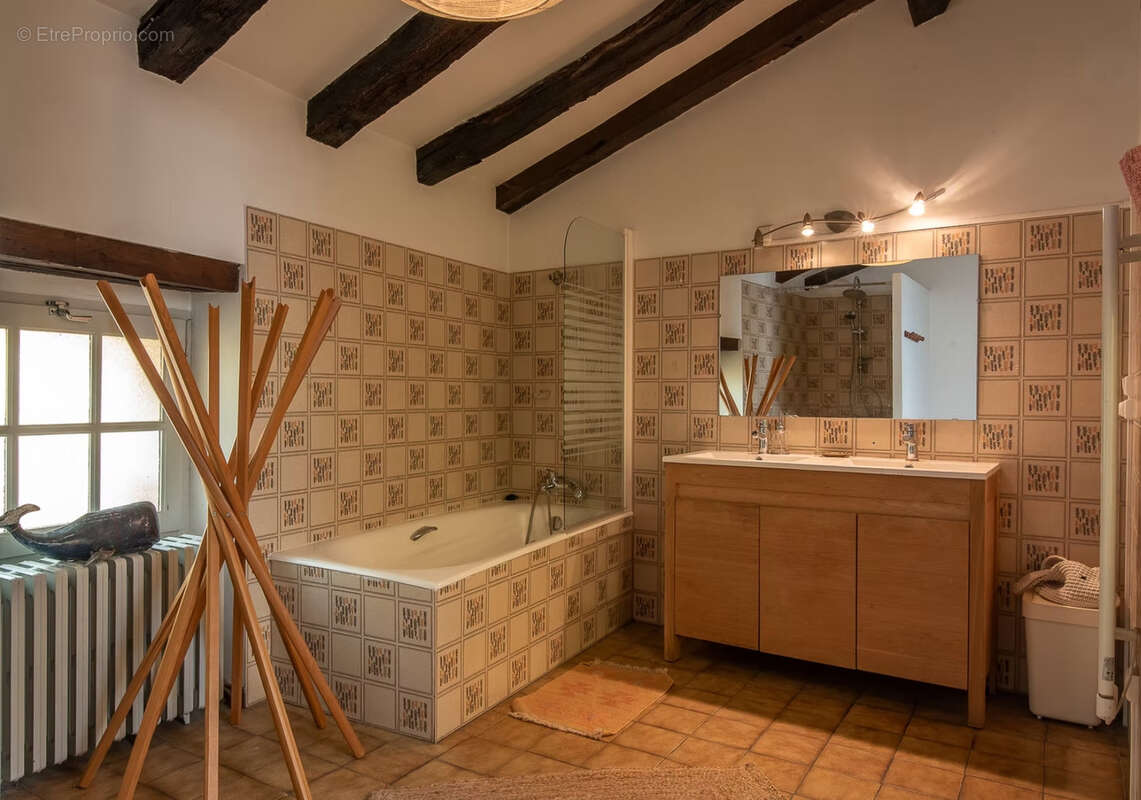 Maison à BEAUMONT-DE-LOMAGNE