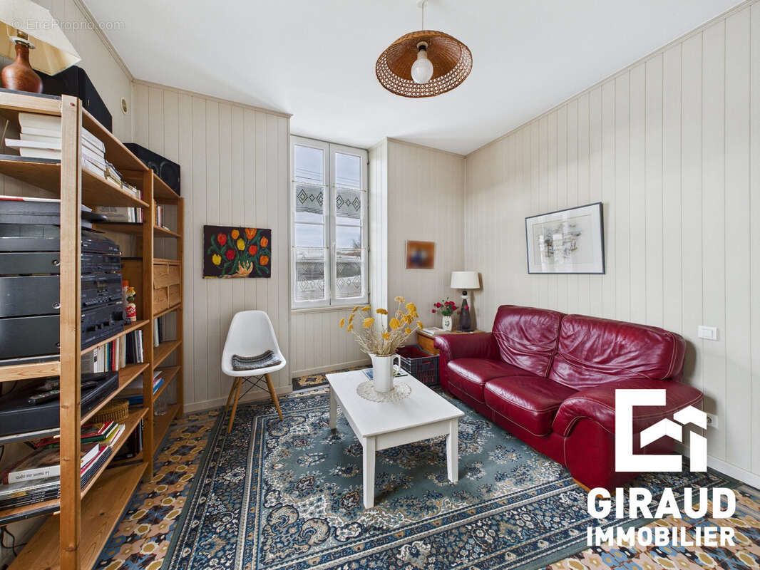 Maison à FONTENAY-LE-COMTE