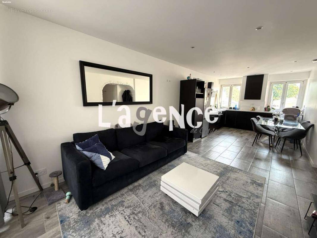 Appartement à CLAYE-SOUILLY