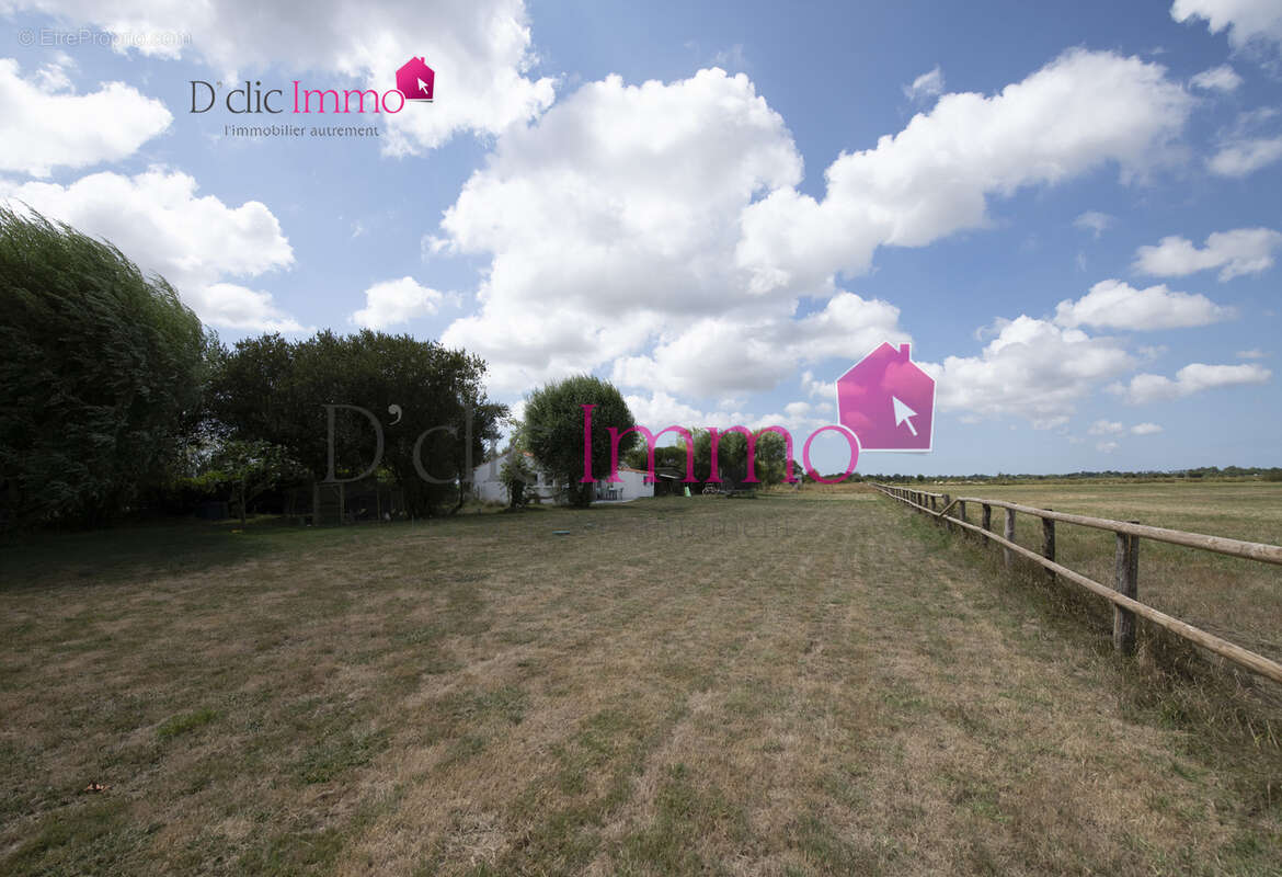 SOULLANS - Charmante Maison de 124 m2 en campagne dans les Marais - 4266m2 - photo 15