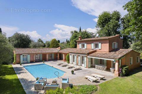 Maison à MOUGINS