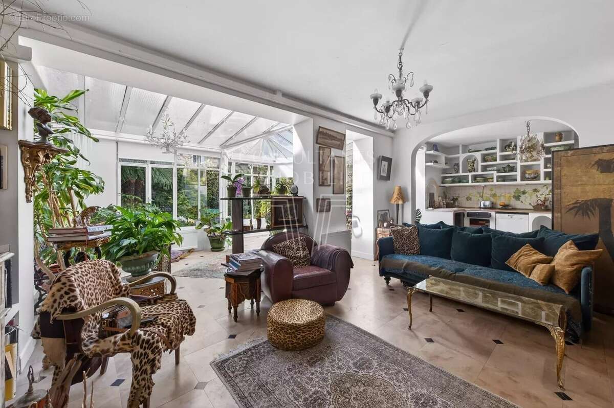 Maison à PARIS-15E