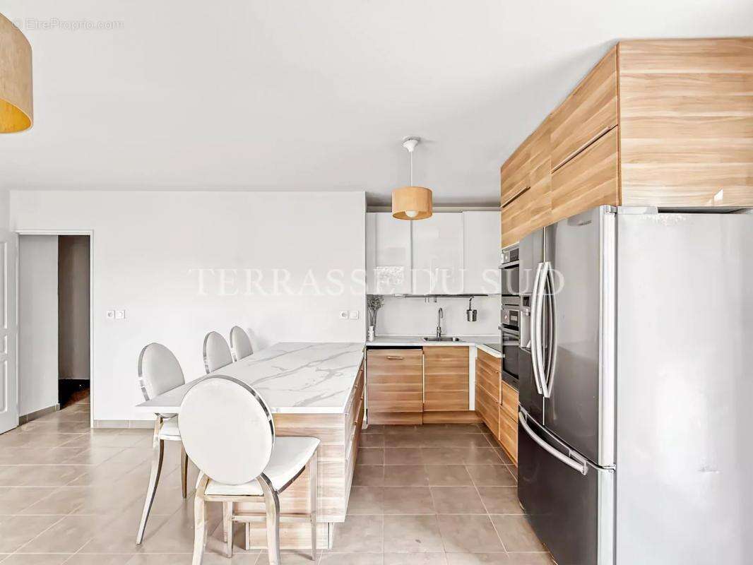 Appartement à MARSEILLE-8E