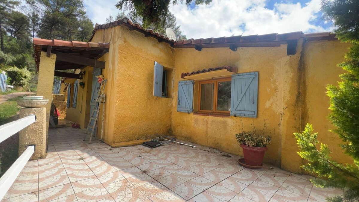 Maison à BARJOLS