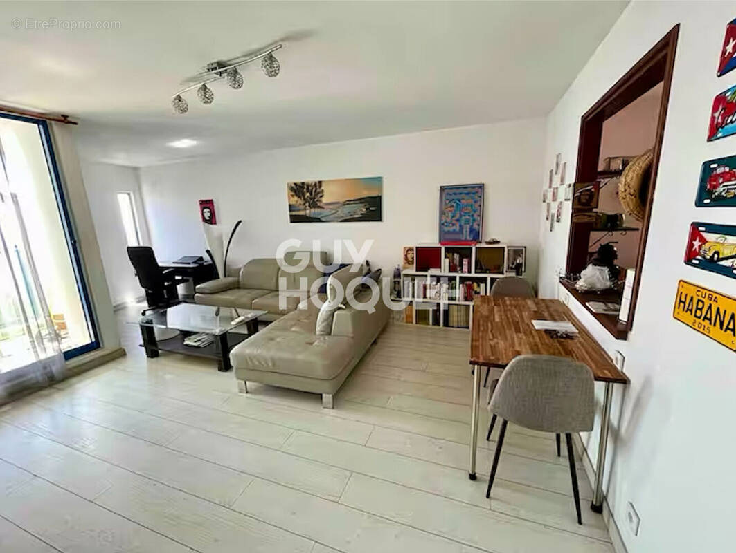 Appartement à SAINT-DENIS