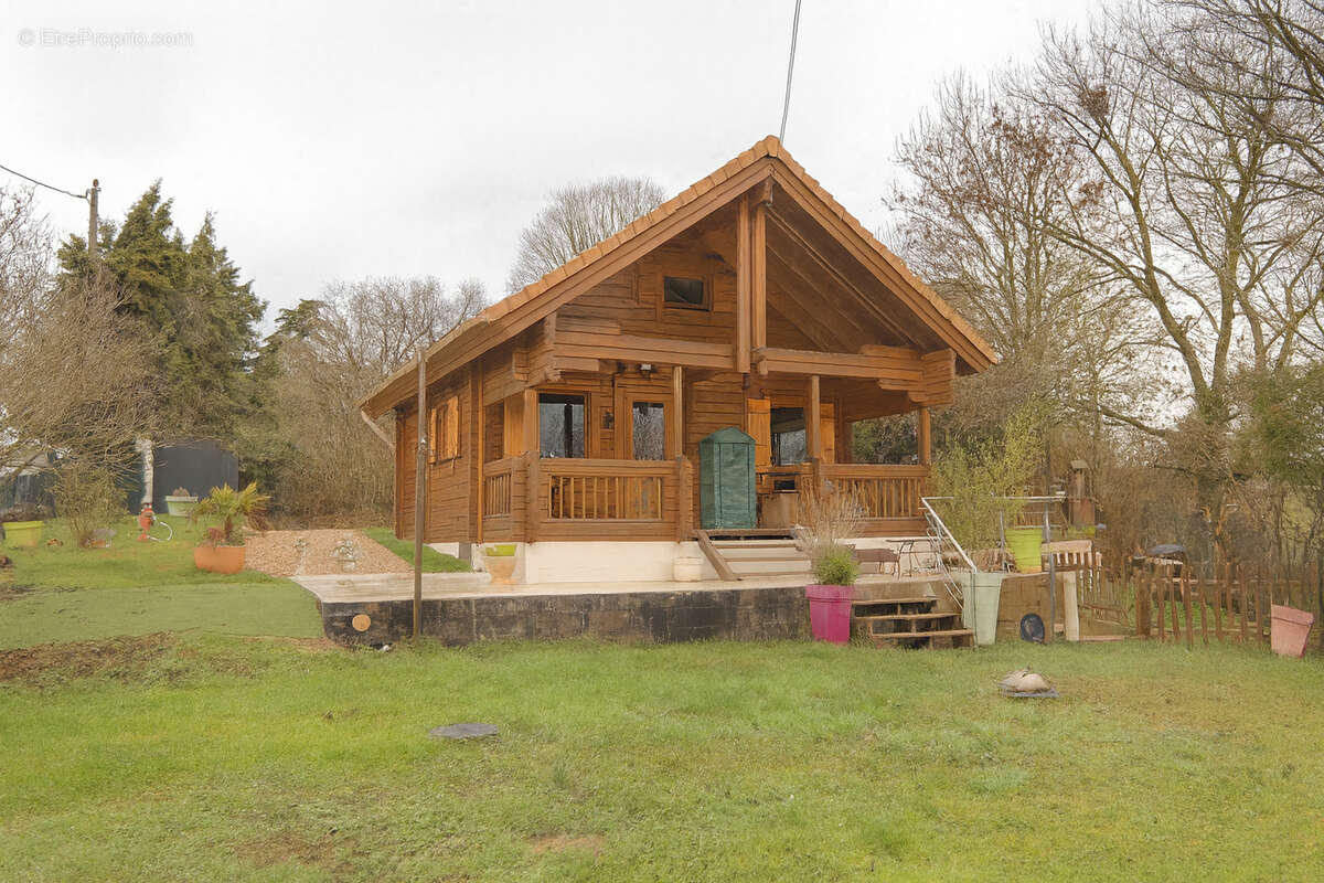 Maison à NEAUPHLE-LE-VIEUX