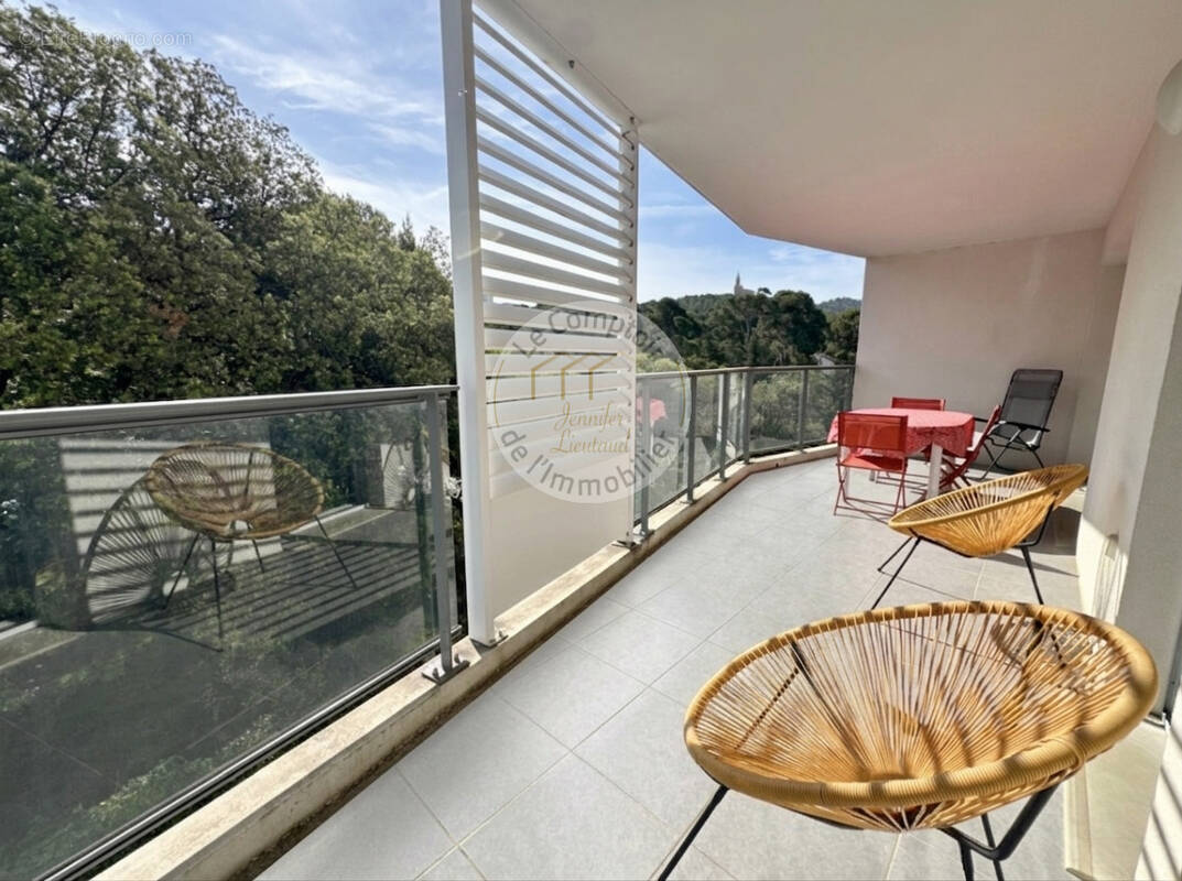 Appartement à MARSEILLE-9E