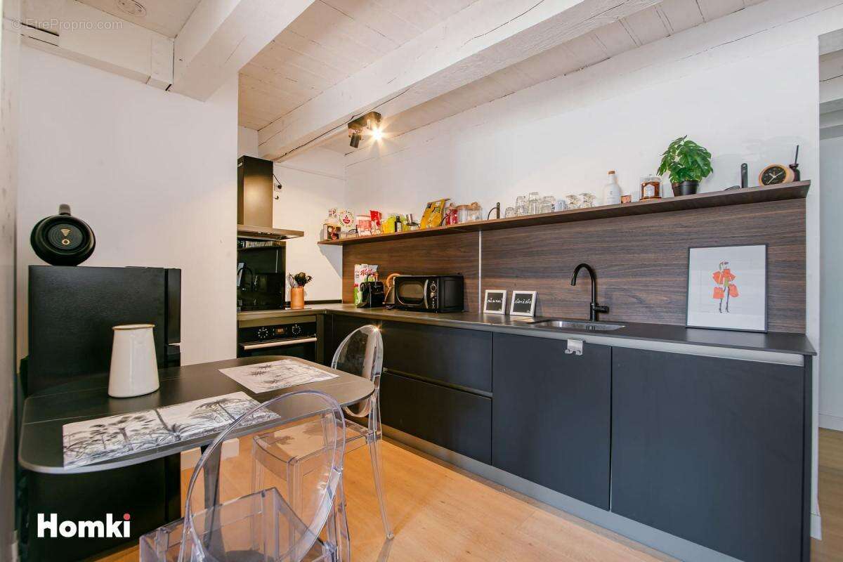 Appartement T2 de 36 m2 à Aix-en-Provence 13100, Rue Bédarrides - photo 5