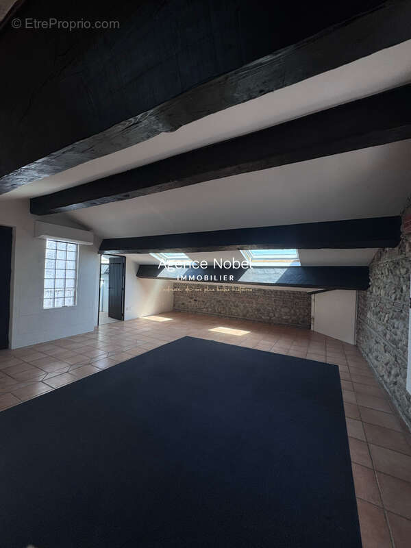 Appartement de caractère avec jardin privatif — Quartier Saint-Martin, Perpignan - photo 6