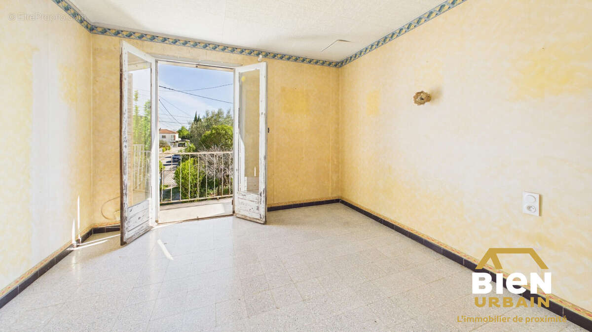 Maison à GARONS
