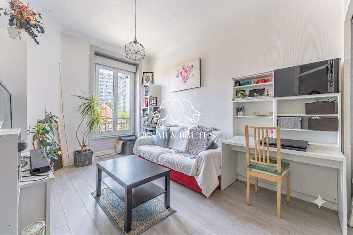 Appartement à LYON-8E