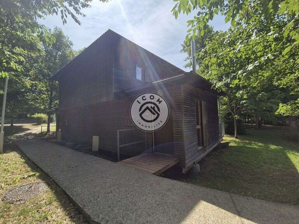 Maison à EPPE-SAUVAGE