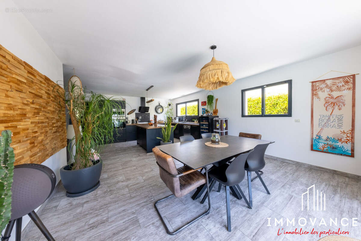 Maison à VENDARGUES