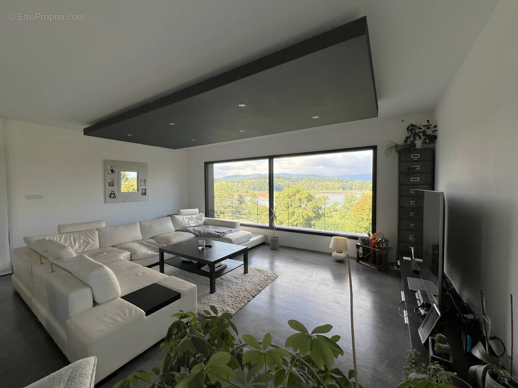 Maison à CHAMPAGNEY