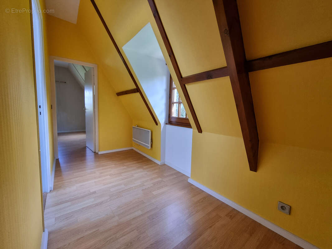 Maison à BERNAY