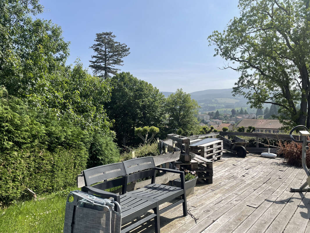 Maison à NOIRETABLE