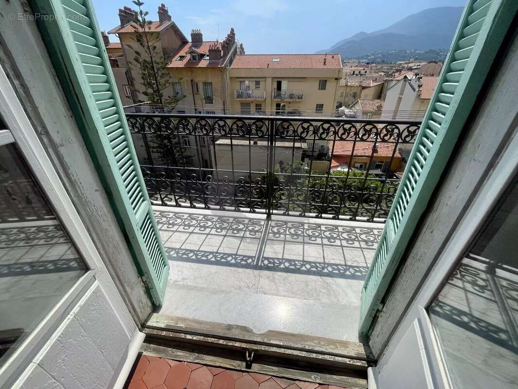Exclusivité : Appartement de caractère 4P 125.11m² - photo 7