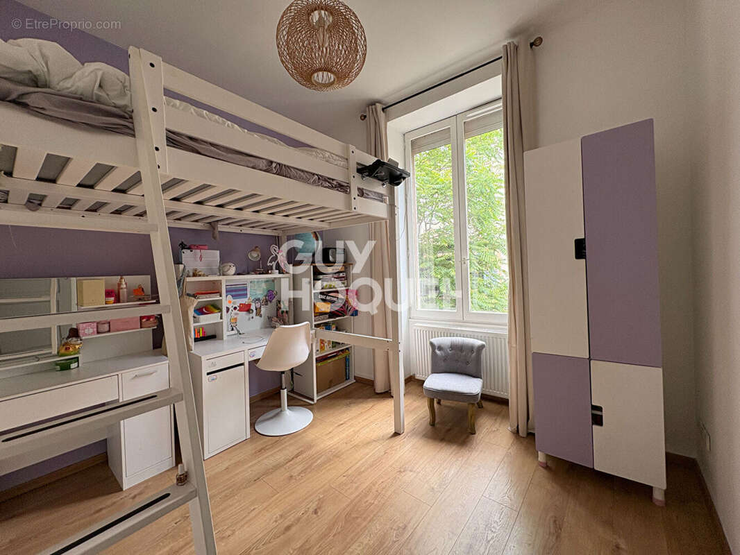 Appartement à GIVORS