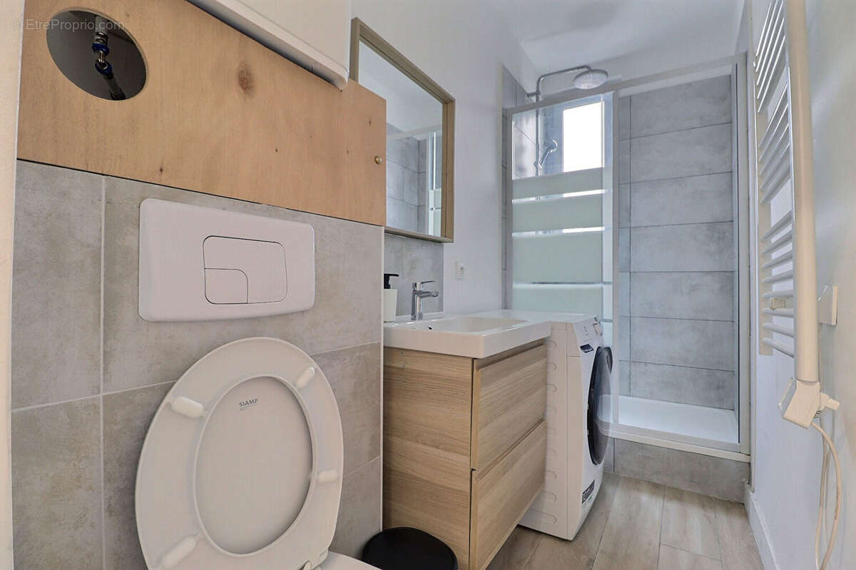 Appartement à AUBERVILLIERS