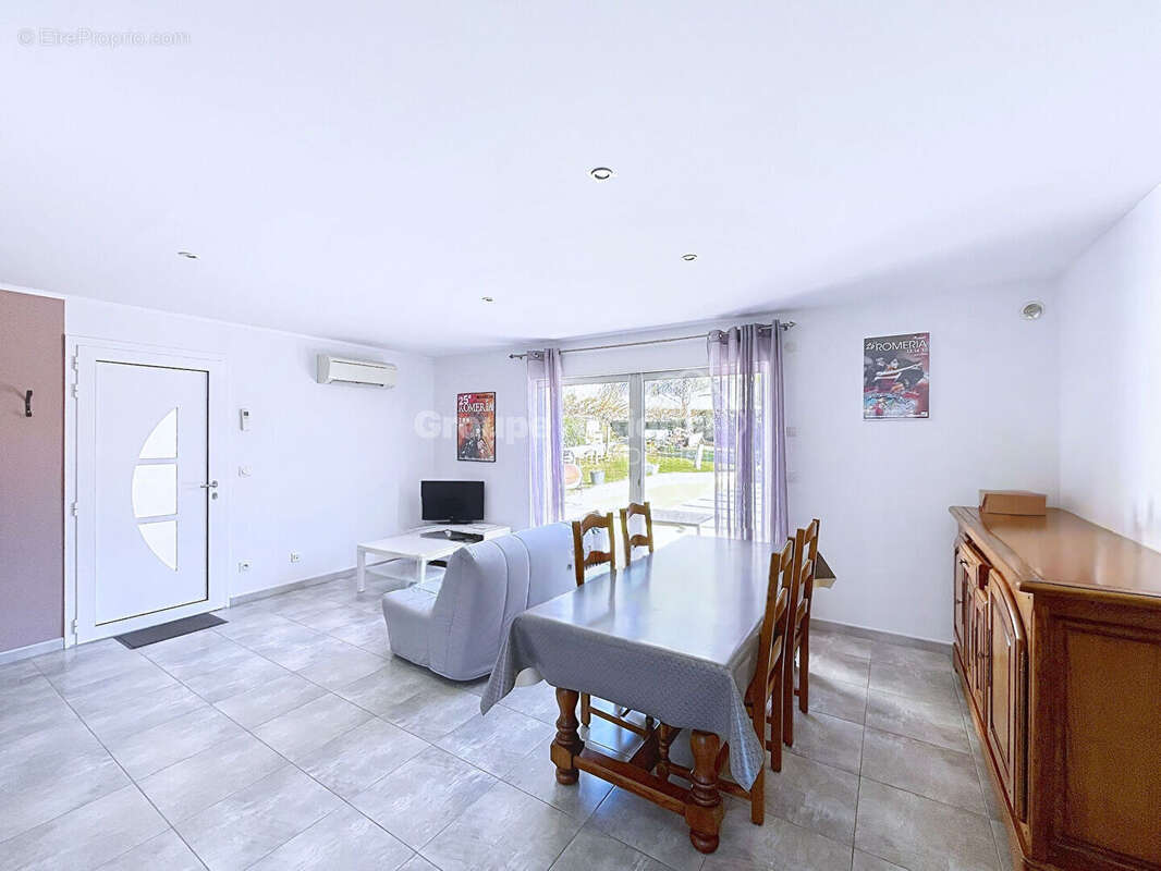 Maison à SUSSARGUES