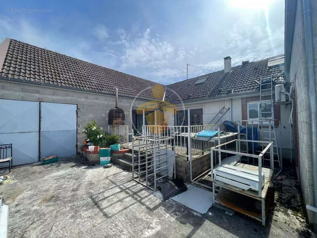 Maison à BARISIS