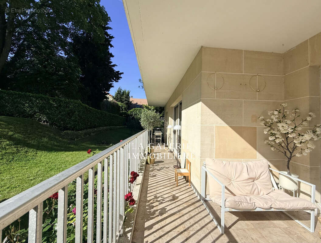 Appartement à PUTEAUX