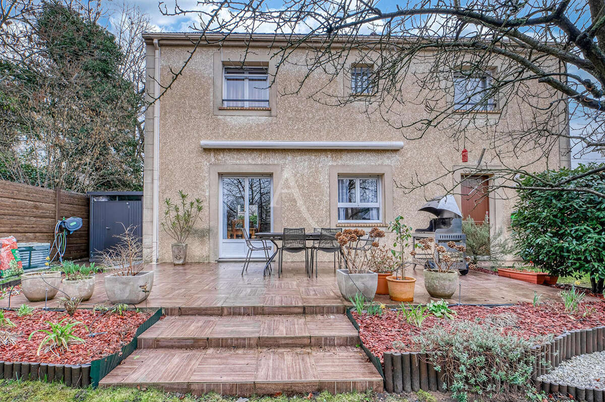 Maison à NEUILLY-PLAISANCE
