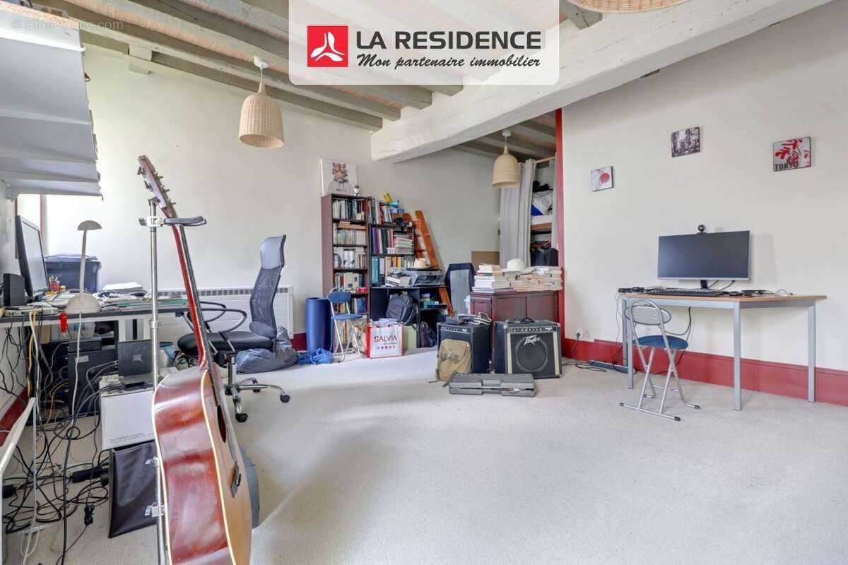 Maison à NEUVILLE-SUR-OISE