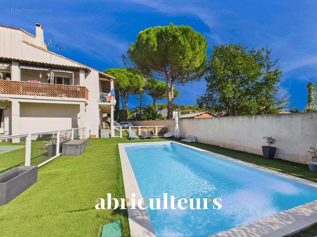 Maison à BOUC-BEL-AIR