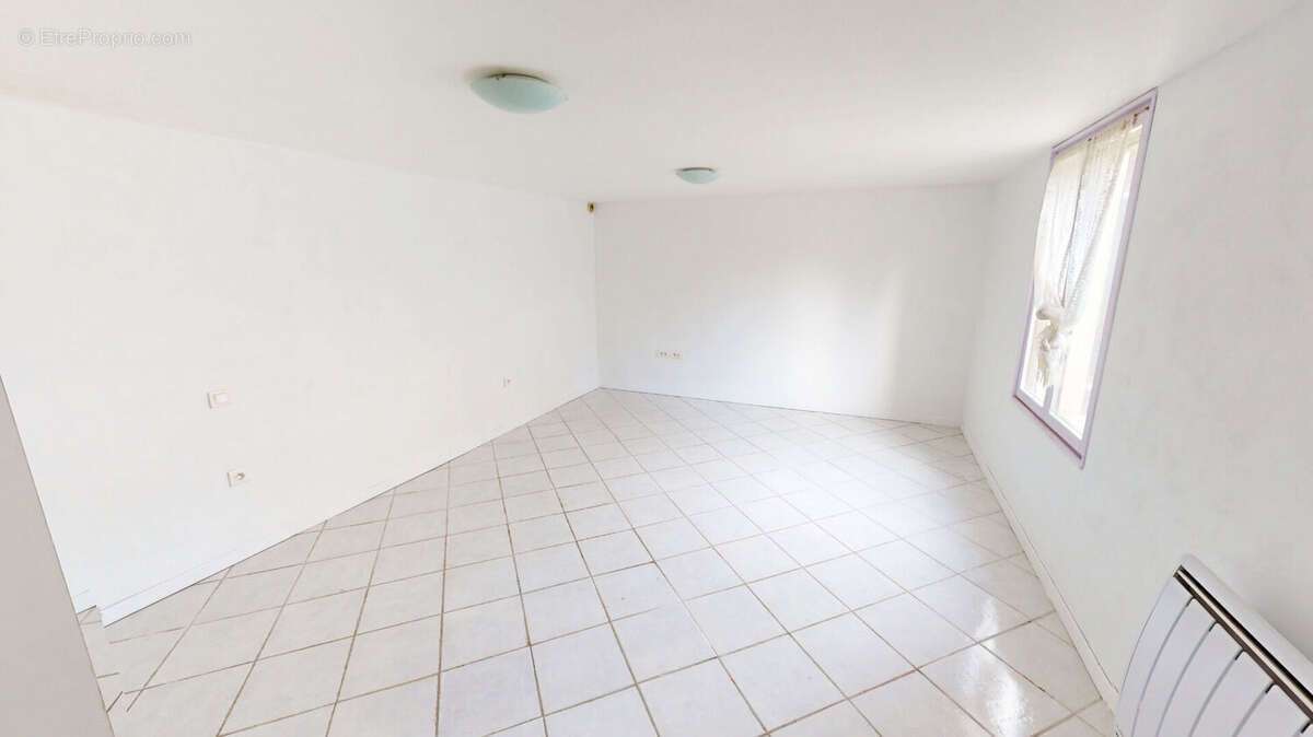 Maison à CHAPAREILLAN