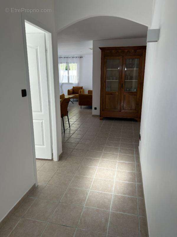 Maison à VAILHAUQUES