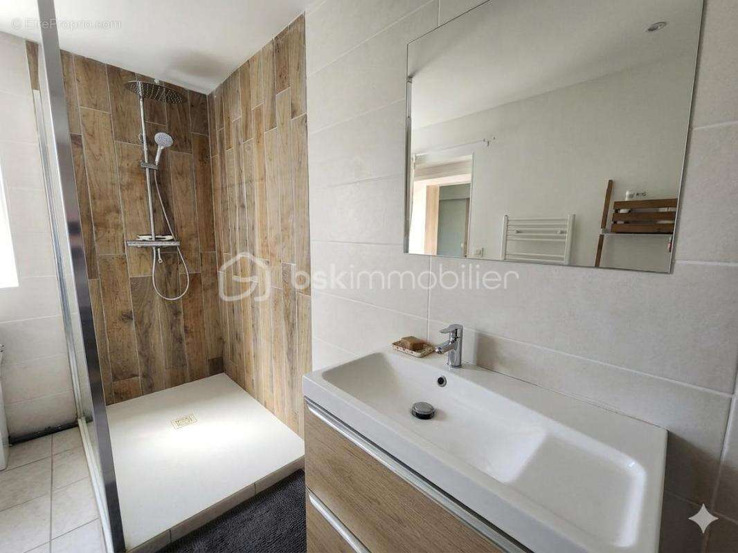 Maison à CHATILLON-SUR-CHALARONNE