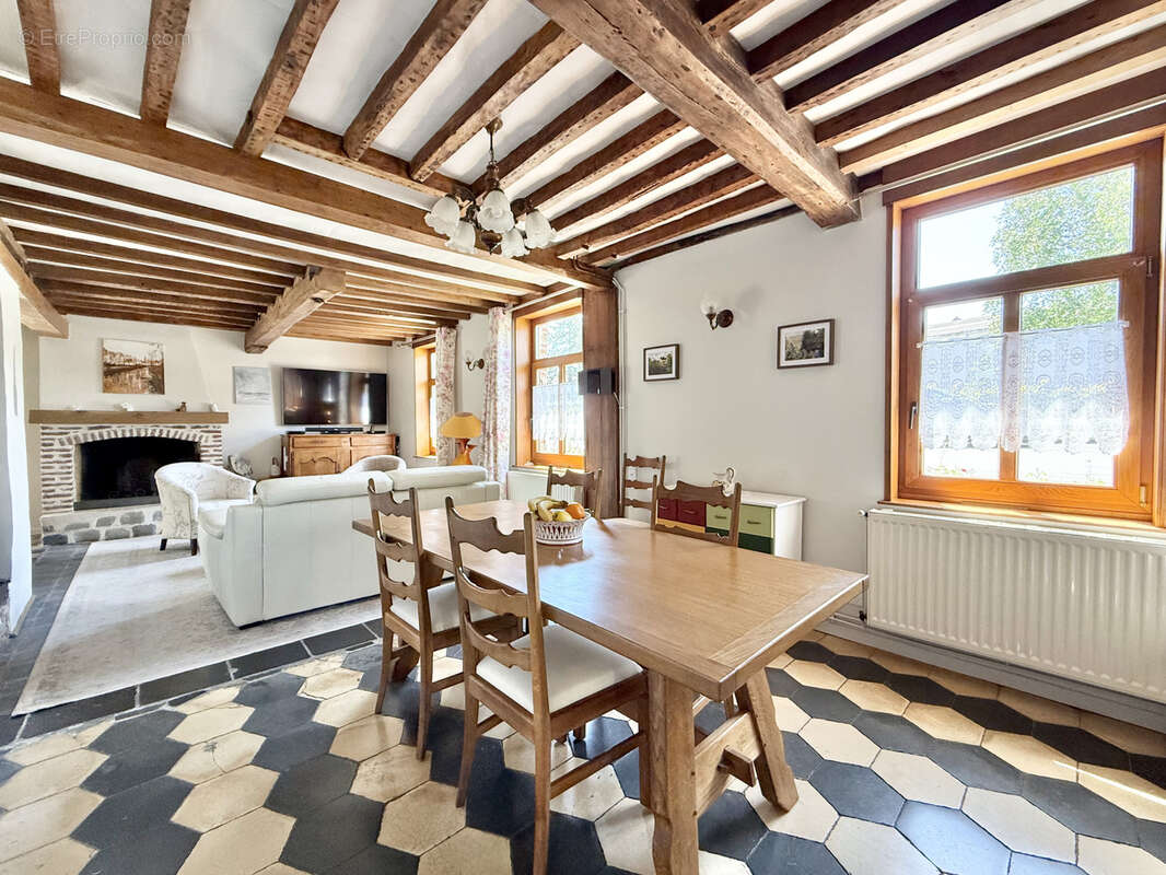 Maison à CAMPHIN-EN-PEVELE