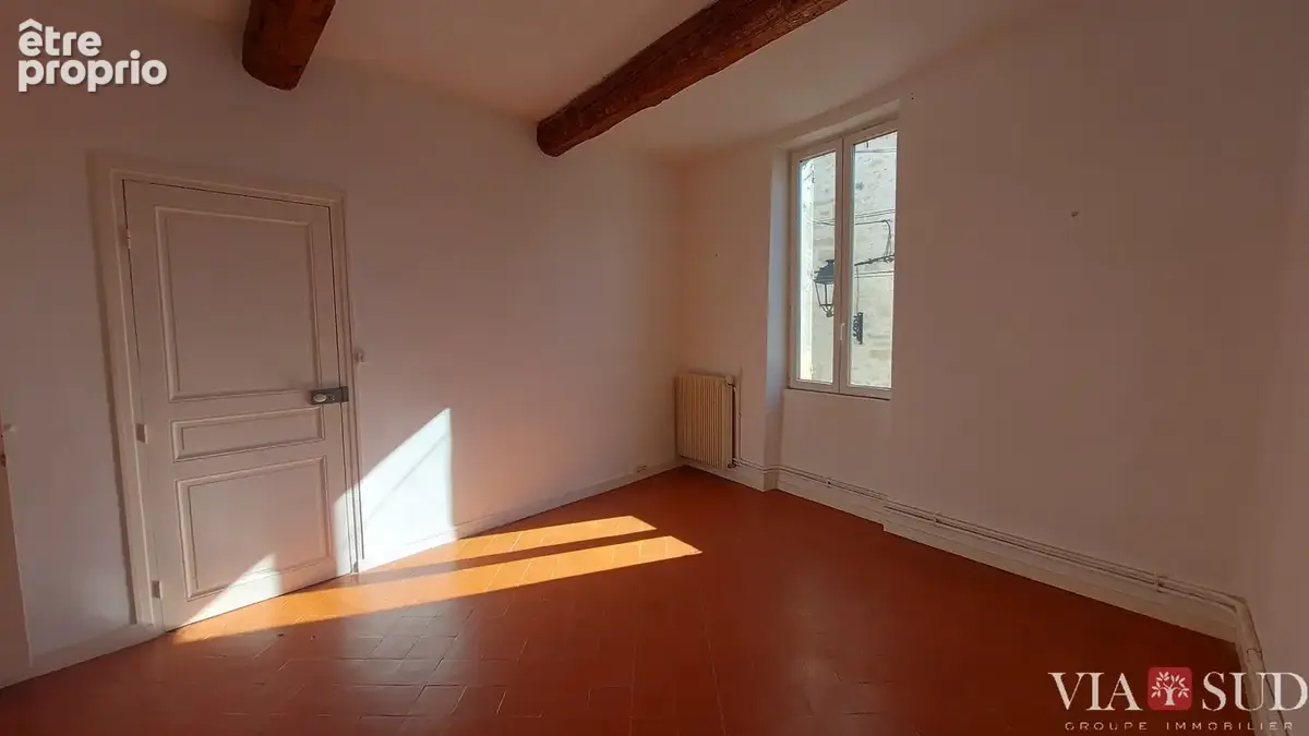 À vendre  Maison de village de caractère de 165 m² avec jardinet et garage - photo 6