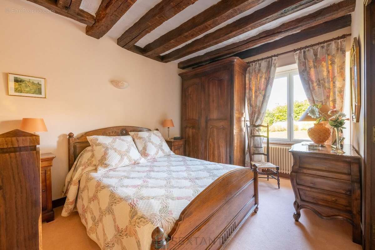 Maison à FONTAINEBLEAU