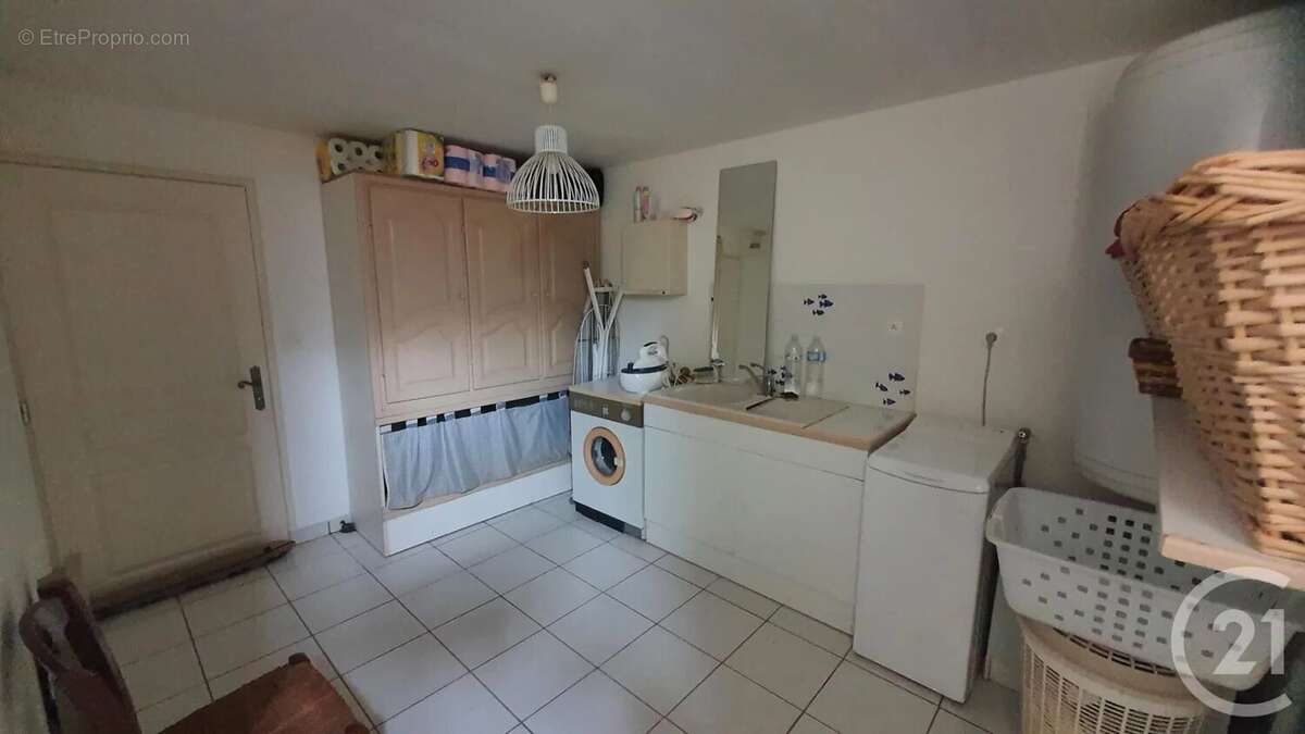 Maison 195 m² à Aubigne  - photo 18