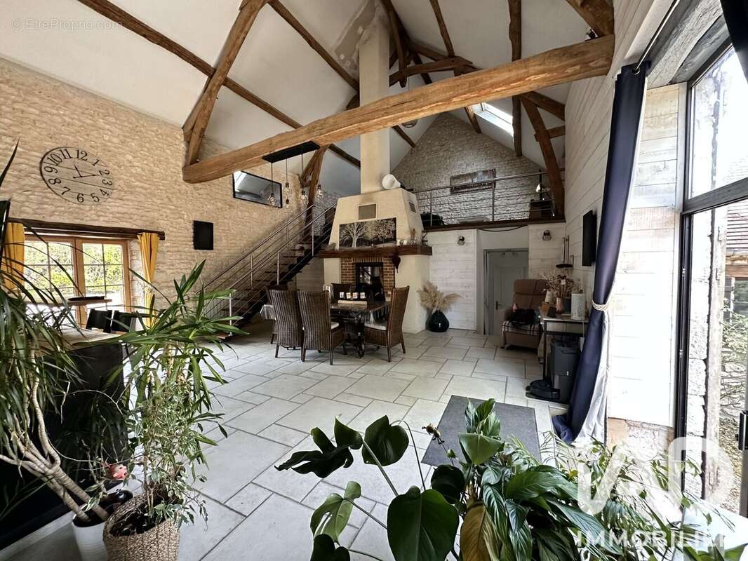 Maison 206 m² à Barville-En-Gatinais  - photo 7