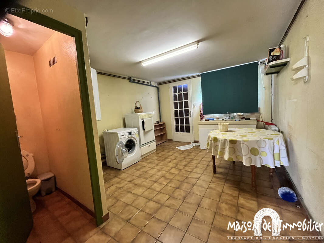 Maison à GENSAC-LA-PALLUE