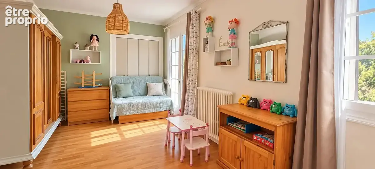 MAISON EN PIERRES XIX ème AVEC dépendance et piscine sur 2600 m² . - photo 16