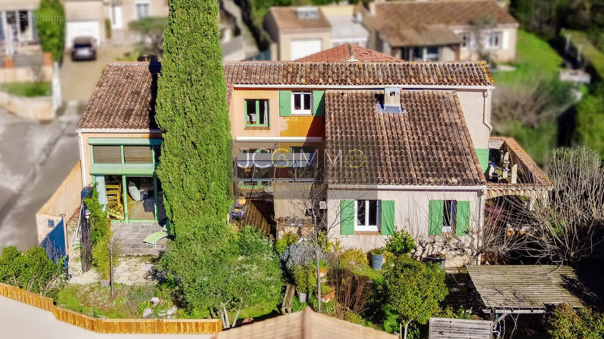 Maison à PIERREFEU-DU-VAR