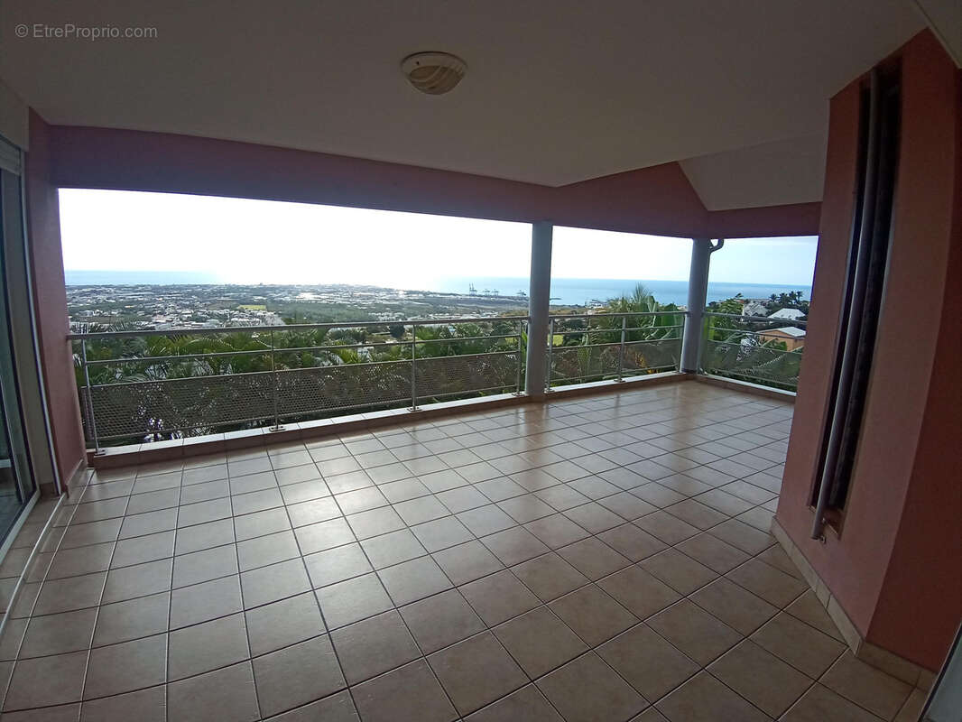 Maison à LA POSSESSION