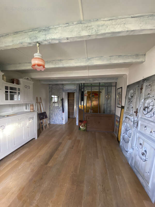 Maison à MAIZIERES-LA-GRANDE-PAROISSE