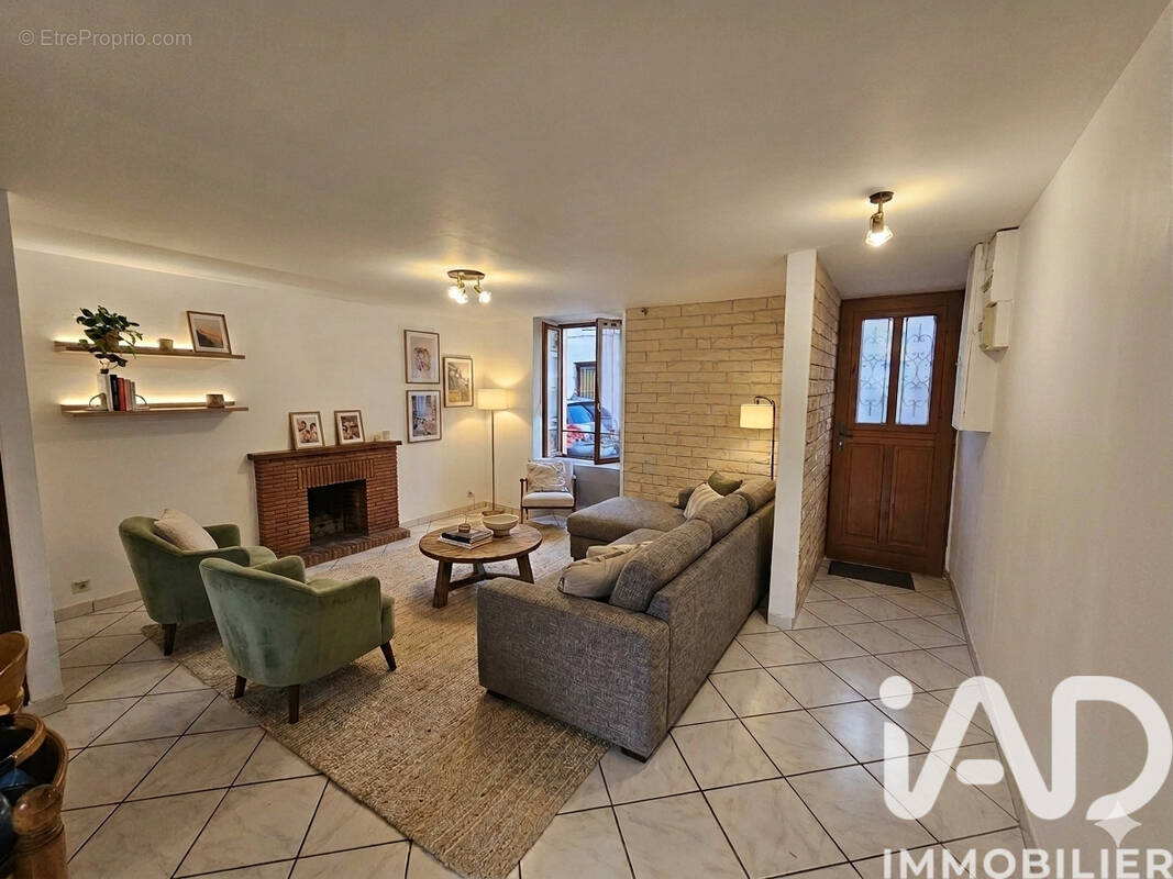 Photo 1 - Maison à LIZY-SUR-OURCQ