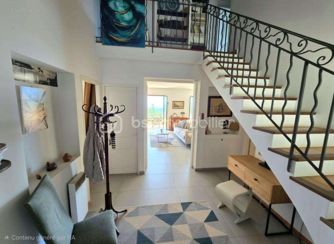 Saint-Jeannet –  propriété avec vue mer panoramique, appartement indépendant et fort potentiel de valorisation - photo 27